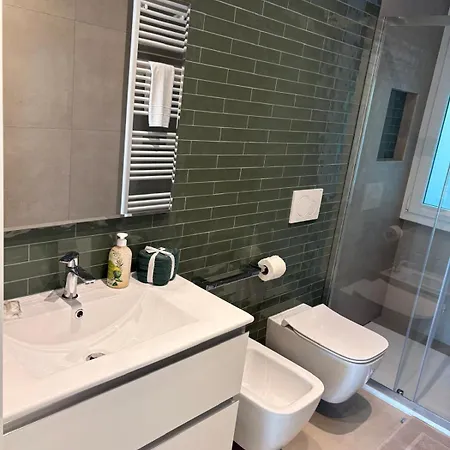 Welcome Riviera Paradiso 5, Ss1 298, Апартаменты Дзоальи